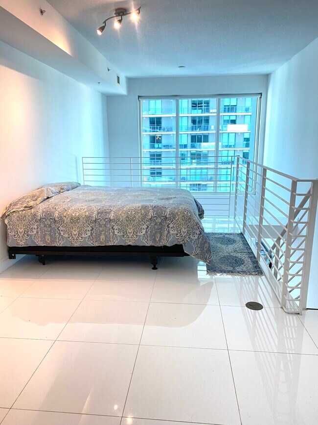 Foto del edificio - 60 SW 13th St