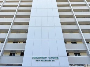 Building Photo - 927 Prospect St