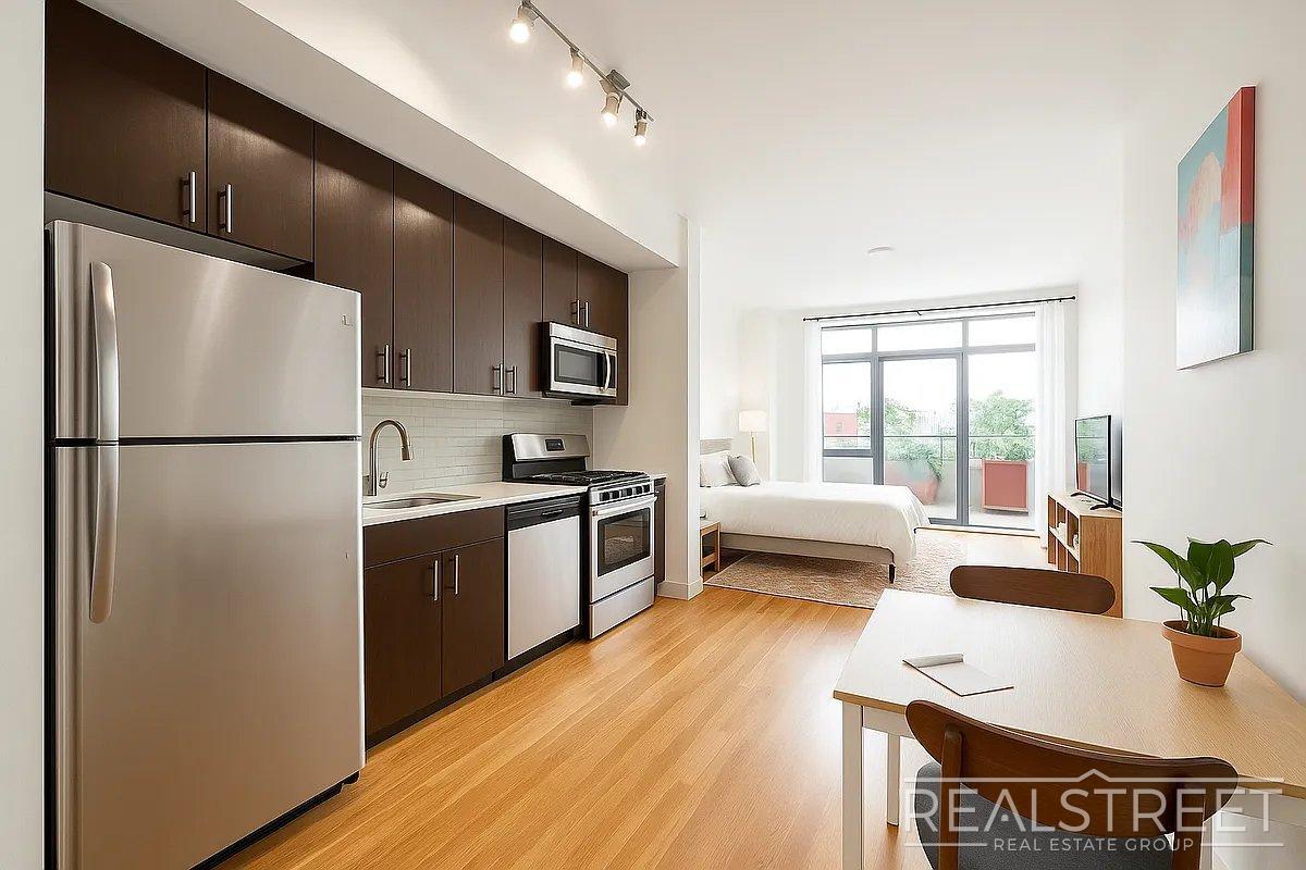 Building Photo - NO FEE | STUDIO1 BATH IN BUSHWICK | PRIVATE BALCONY | STEPS TO THE L TRAIN