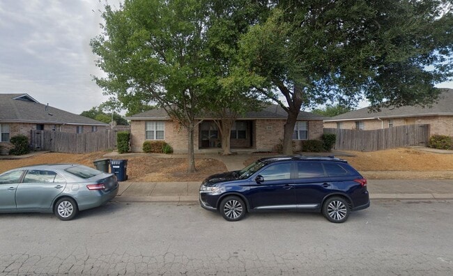 Photo - 1706 Dexter Dr S Townhome