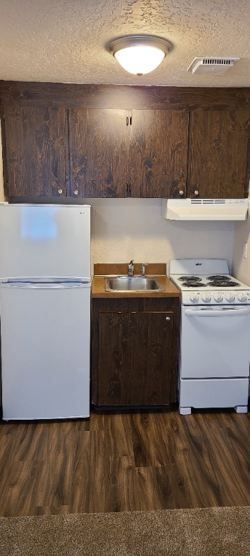 Photo - 1625 Kent Des Moines Rd Apartment