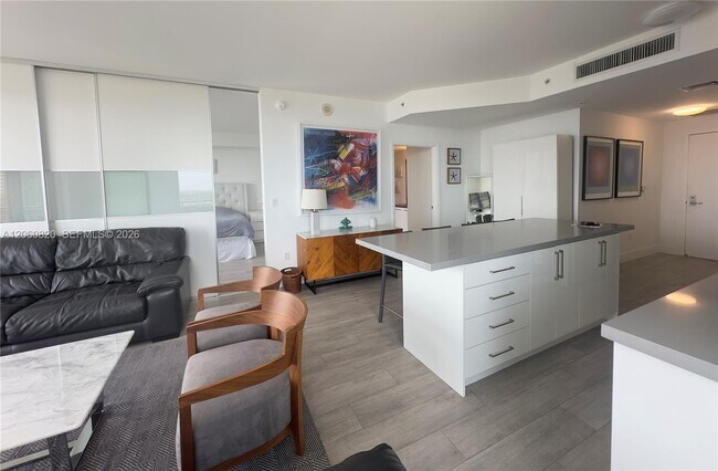 Foto del edificio - 90 SW 3rd St
