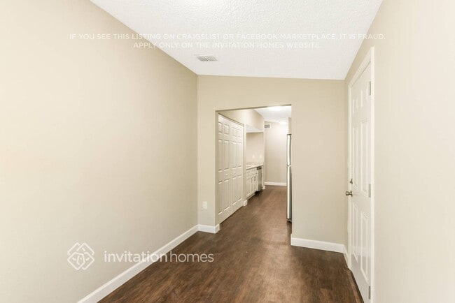 Foto del edificio - 8032 Chickasaw Ln