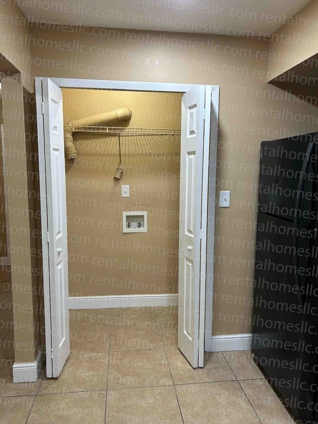 Foto del edificio - Remodeled Patio Home, Minutes Away From UCF, Technology Park, & the E/W Expressway