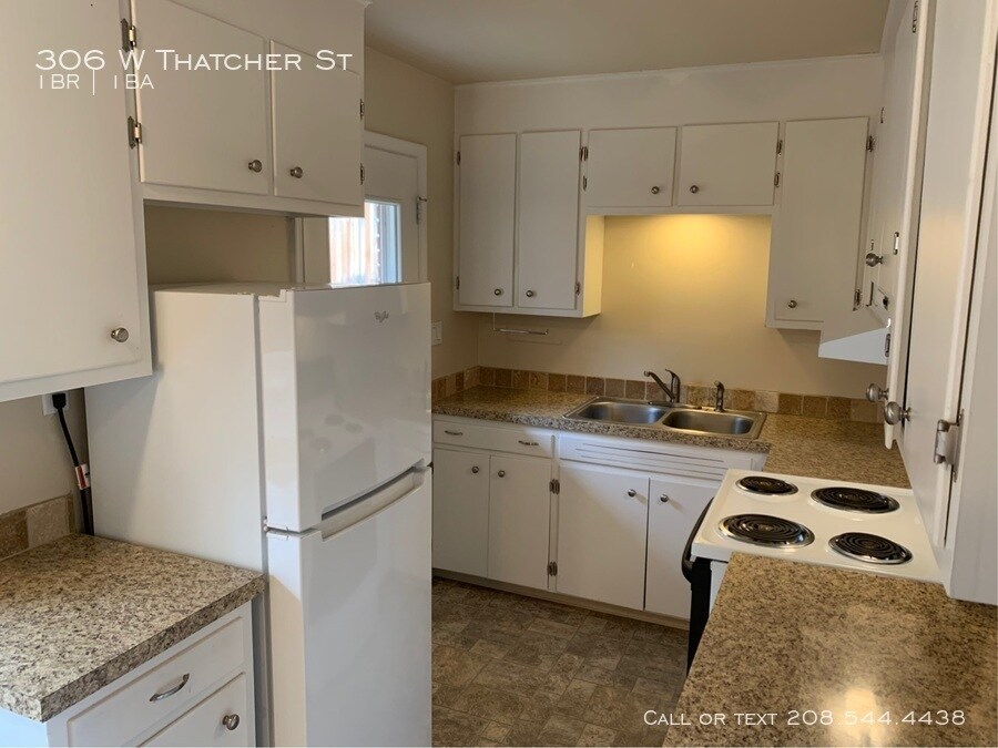 Foto del edificio - 306 W Thatcher St