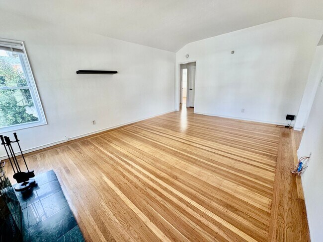 Foto del edificio - Remodeled 3Bed/2Bath Home in San Leandro –...