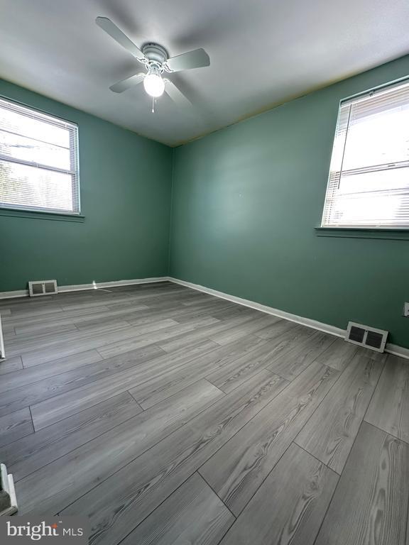 Foto del edificio - 557 Powderhorn Rd