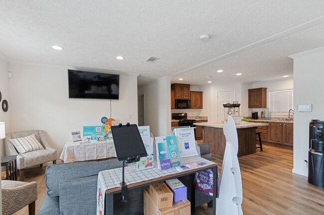 Foto del edificio - Paradise Village