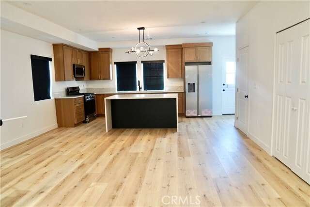 Building Photo - 6747 Pickering Ave