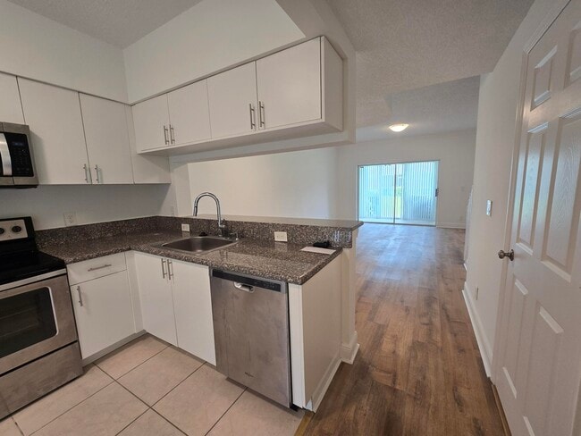 Building Photo - 78 Simonton Cir