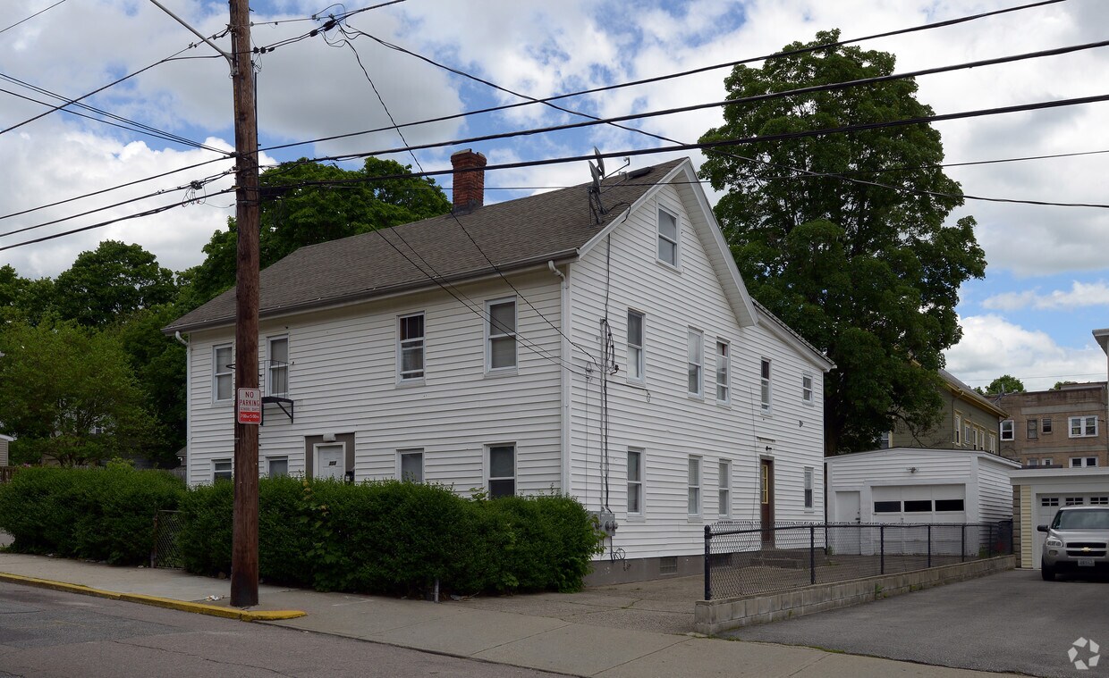 Foto principal - 358 Cowden St