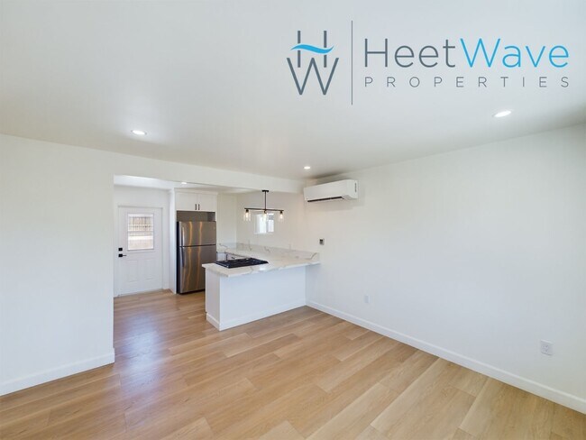 Building Photo - SB - 3252-3254 Jemez Dr.