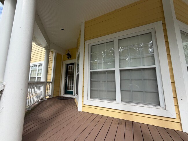 Foto del edificio - 105 Serenity Ln