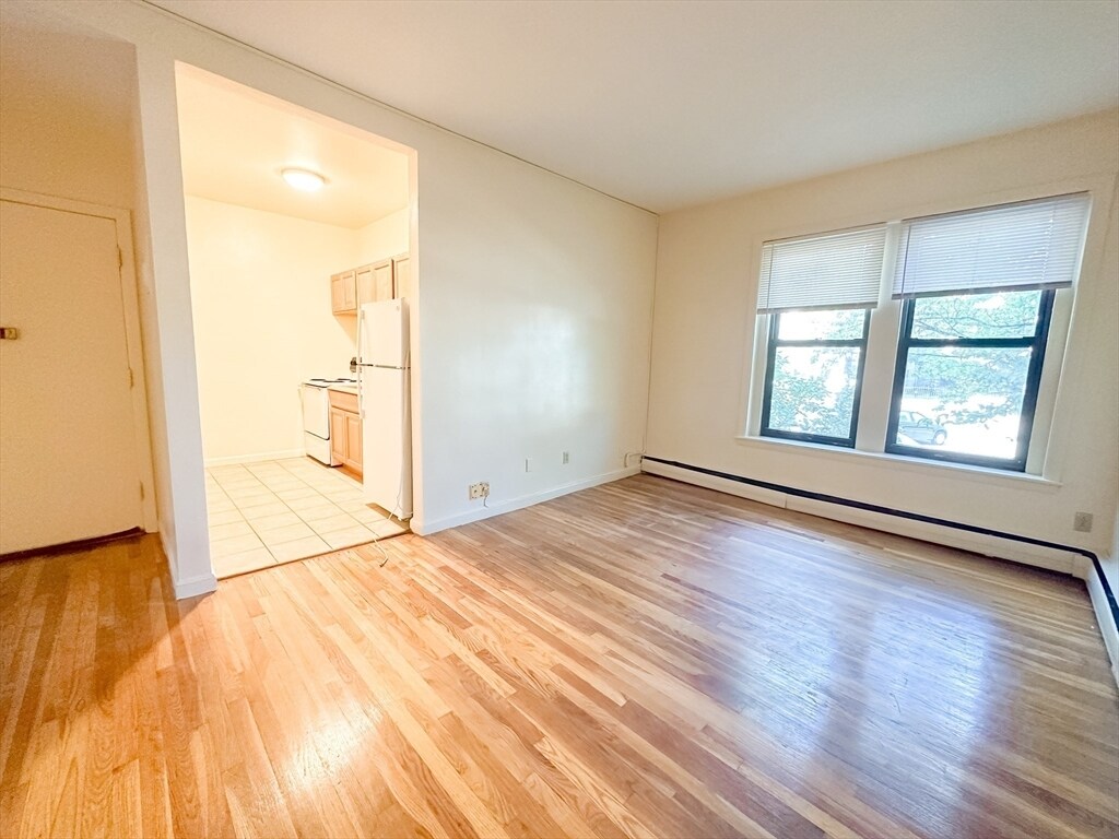Foto principal - 1247 Commonwealth Ave