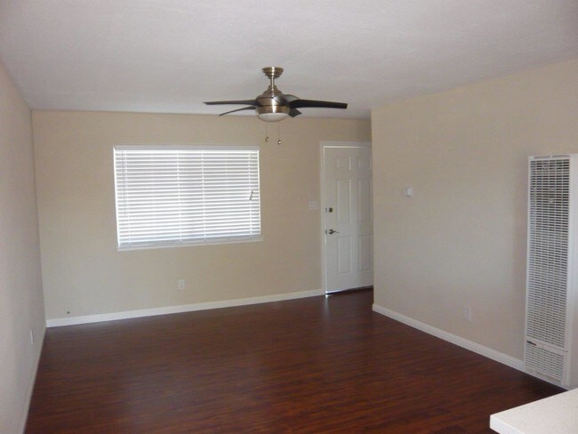 Foto del edificio - 37152 Walnut St