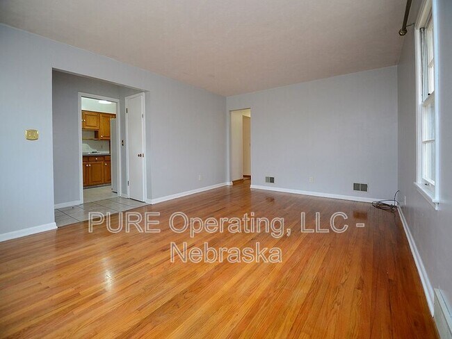 Foto del edificio - 3333 S 82nd St
