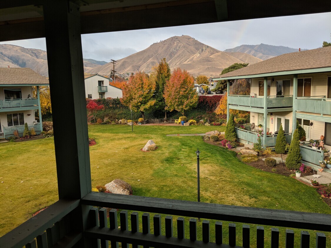 10 S Cove Ave Unit 13, Wenatchee, WA 98801 Condo for Rent in
