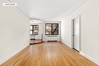 Building Photo - 222 E 35th St
