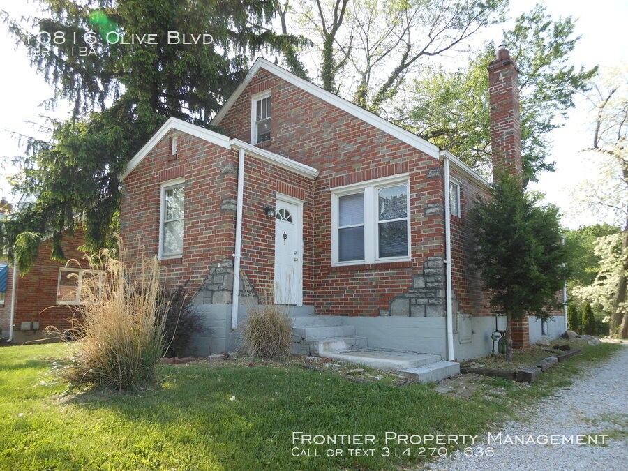 10816 Olive Blvd, Creve Coeur, MO 63141 House Rental in Creve Coeur