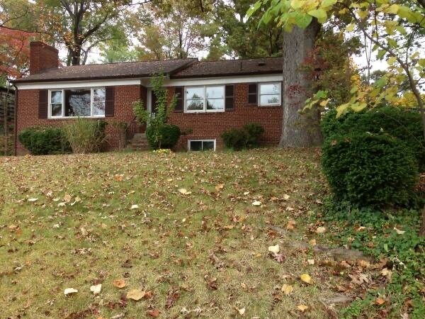 Primary Photo - 917 N Jacksonville St