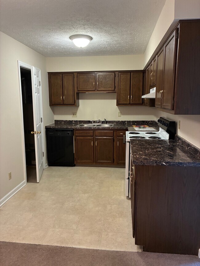 Foto del edificio - 1760 Beechwood Ave NE