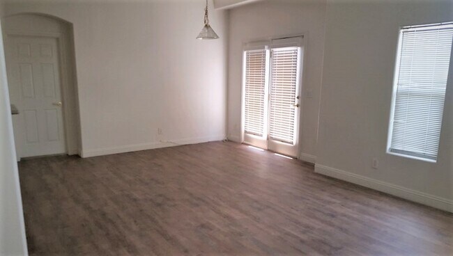 Dining room, French Doors, Balcony - 8654 Travelling Breeze Ave