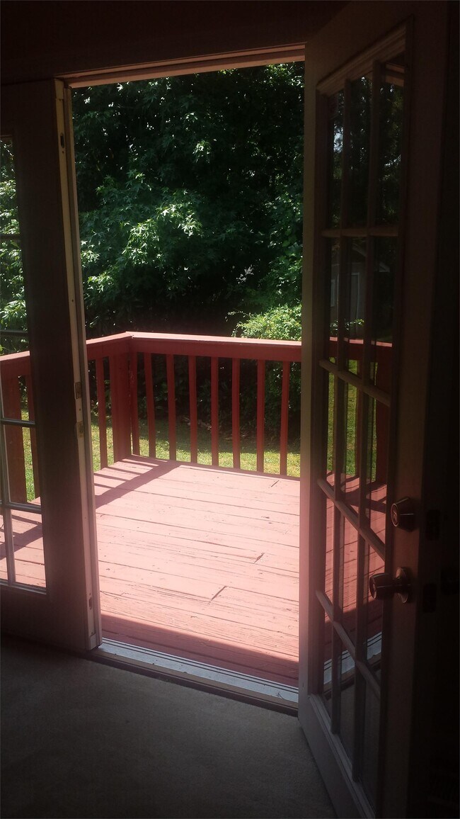 Building Photo - 1489 Snapfinger Rd