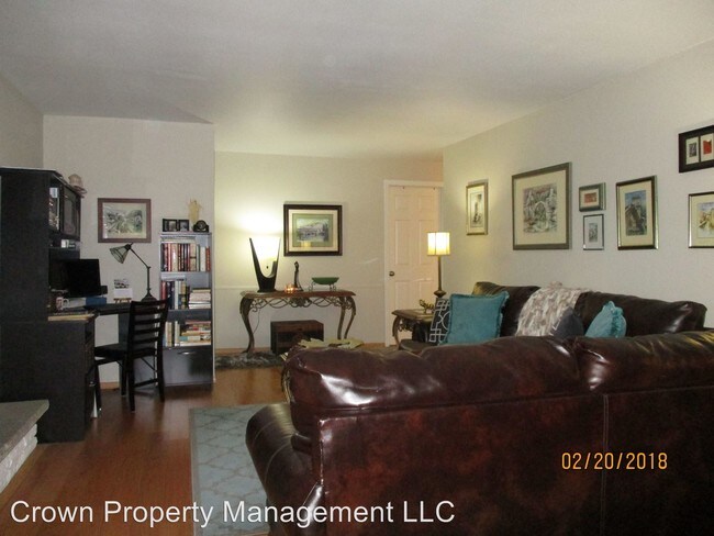Building Photo - 1307 Goethals Dr