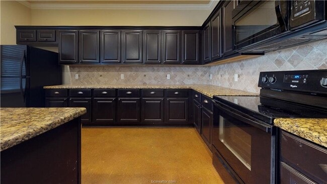 Foto del edificio - 439 Momma Bear Dr