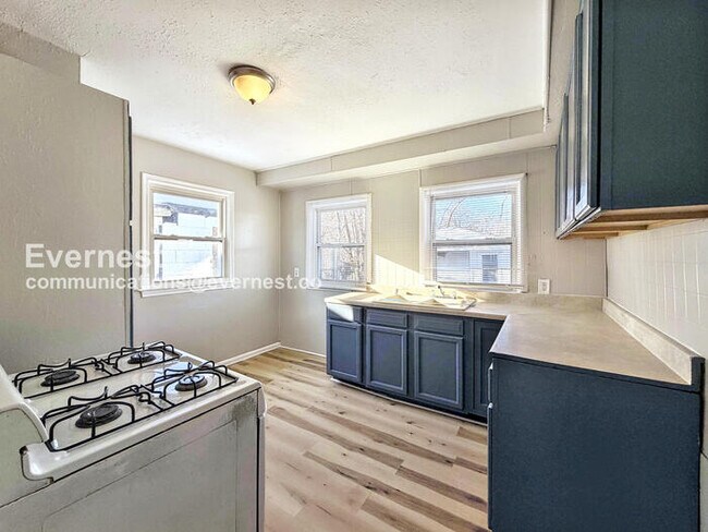 Foto del edificio - 18559 Mackay St