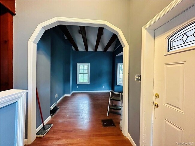 Foto del edificio - 56 Glenwood Ave