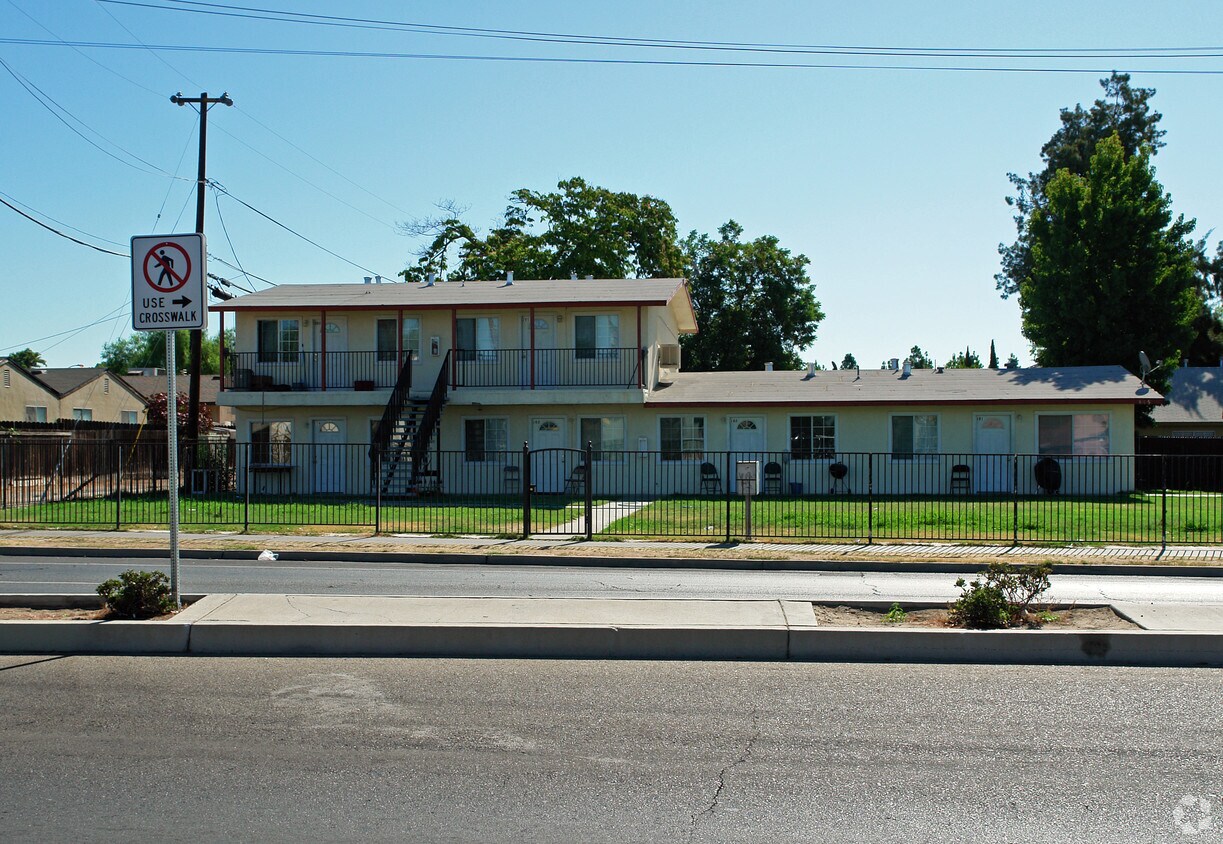 Foto del edificio - 4805 E Balch Ave