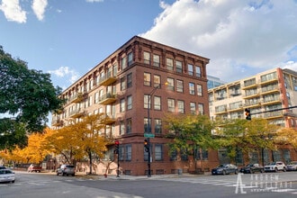 Building Photo - 1910 S Indiana Ave
