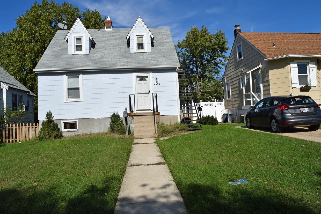 2606 Wycliffe Rd, Parkville, MD 21234 House for Rent in Parkville, MD