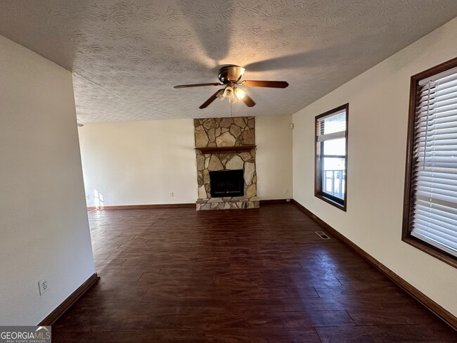 Foto del edificio - 3641 Ashley Woods Dr