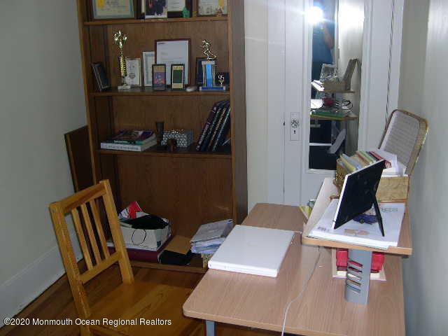 Building Photo - 92 Chelsea Ave
