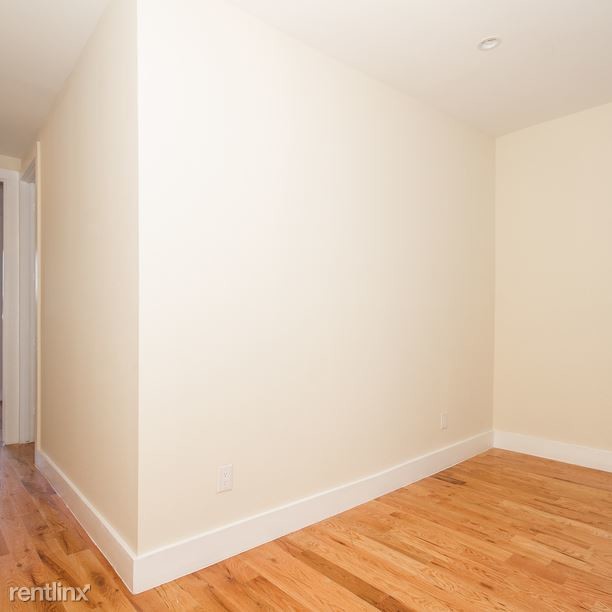 Building Photo - 1140 President St