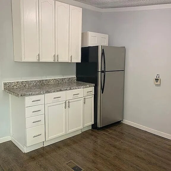 Foto del edificio - 232 Suburban St SW