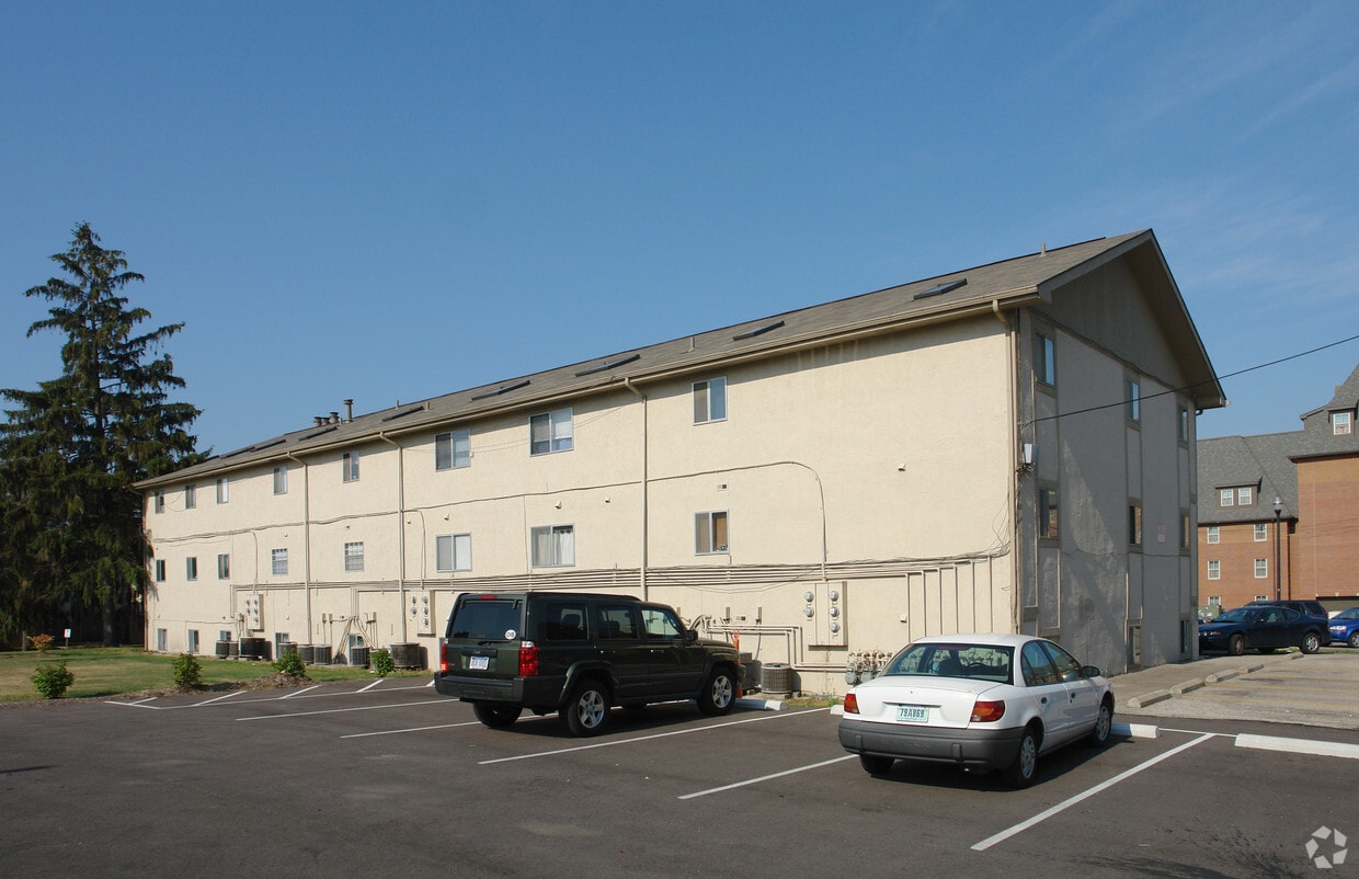 Primary Photo - 230-232 W 9th Ave