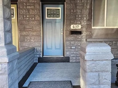 Foto principal - 639 Bell St