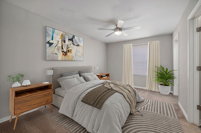 403 West apartments — community photo - 403 West