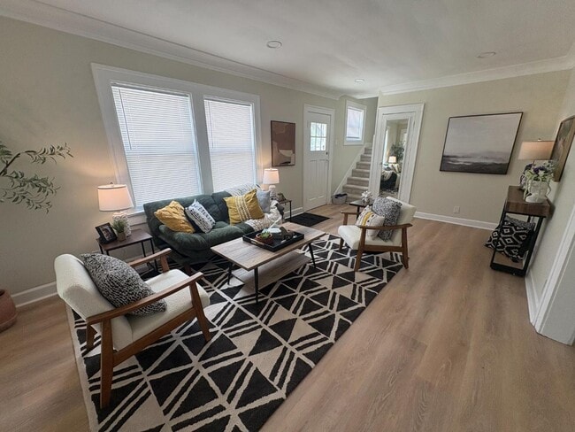 Foto del edificio - 6039 E Lowell Ave