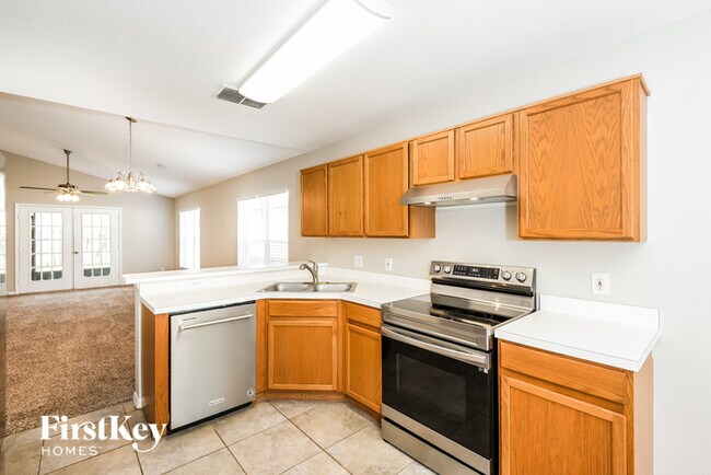 Foto del edificio - 4224 Kingbird Ct