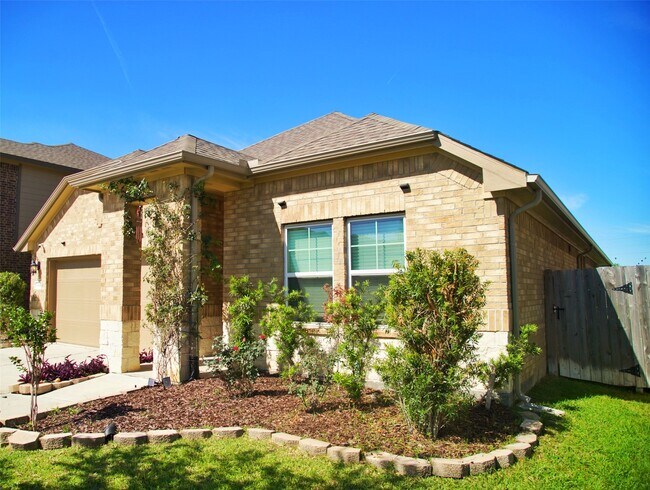 Foto del edificio - 3914 Dry Creek Dr