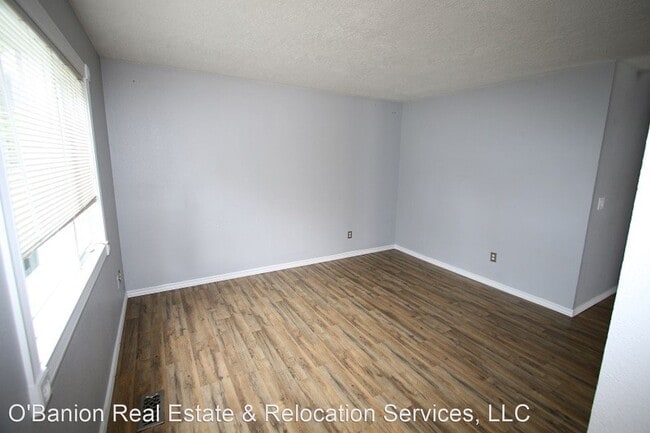 Building Photo - 7549 Regal Mountain Dr