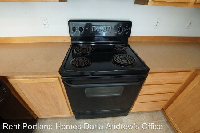 Foto del edificio - 2004 NE Cadbury Ave