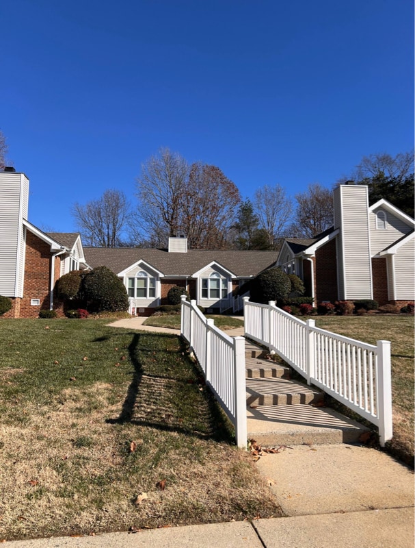 Building Photo - 2032 Hearthwood Ct