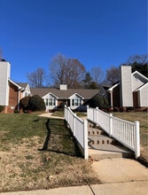 Building Photo - 2032 Hearthwood Ct