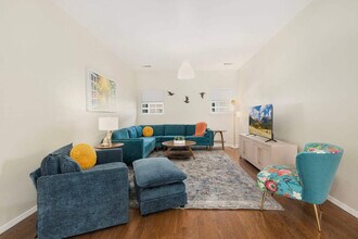 Building Photo - 4522 W Sweetgum Ln