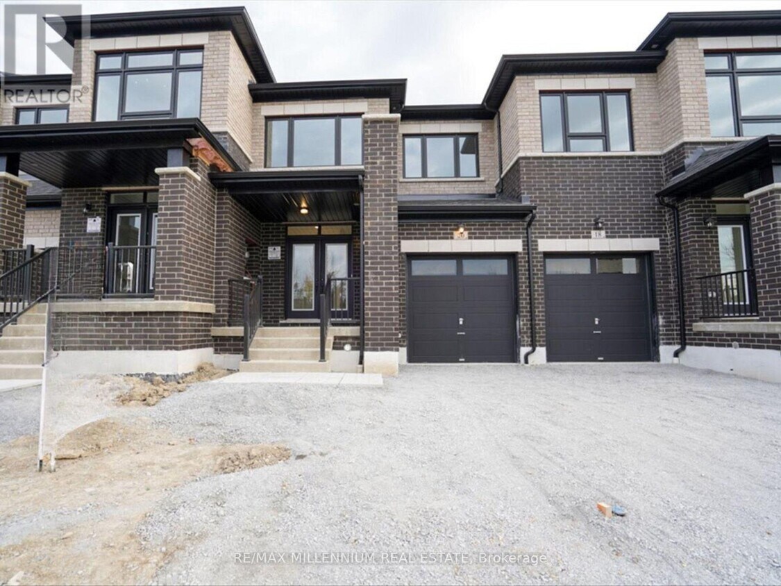 Primary Photo - 20 Littlewood Dr